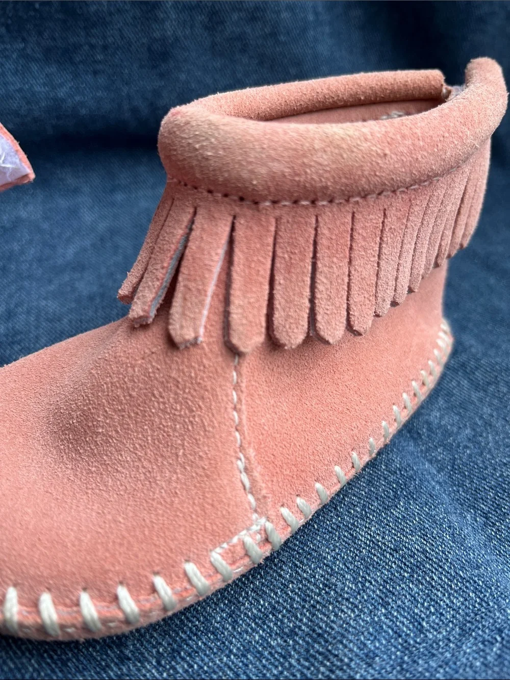 Infant Minnetonka Pink fringe Leather boots size 3